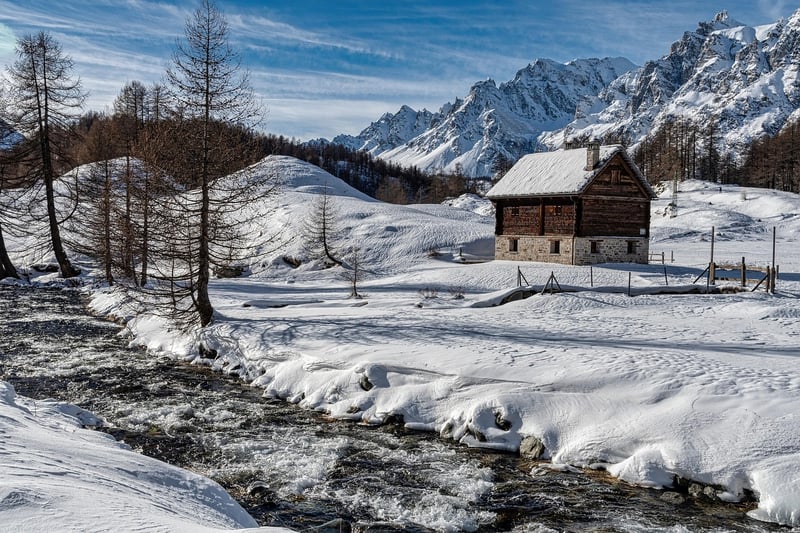 Mountain Cabin